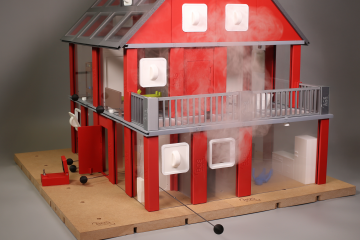 Taktik-Trainer: Hochdrucklüfter entraucht das Haus | Rauchhaus