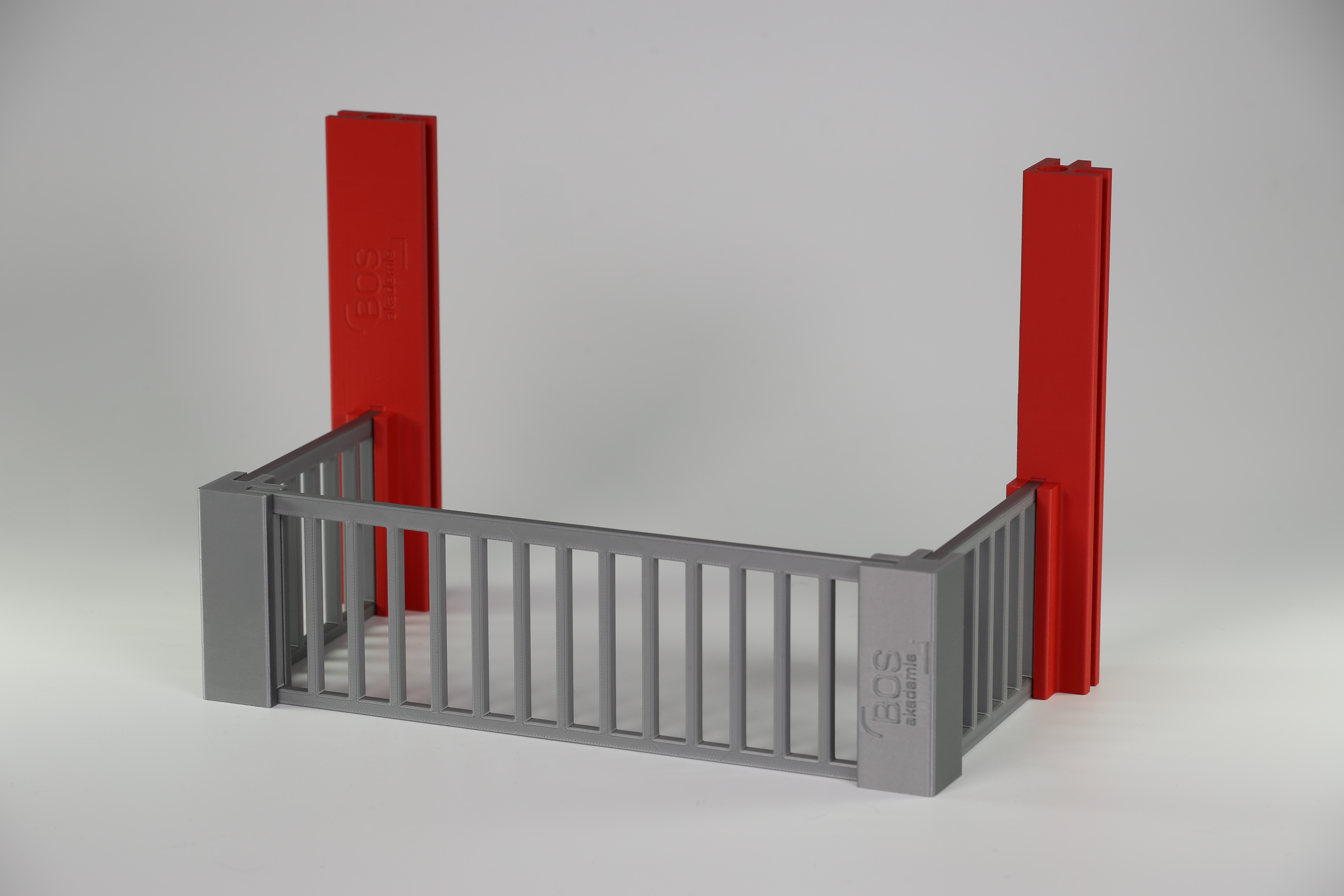 Balkon oder Dachterrasse Balkon oder Dachterrasse