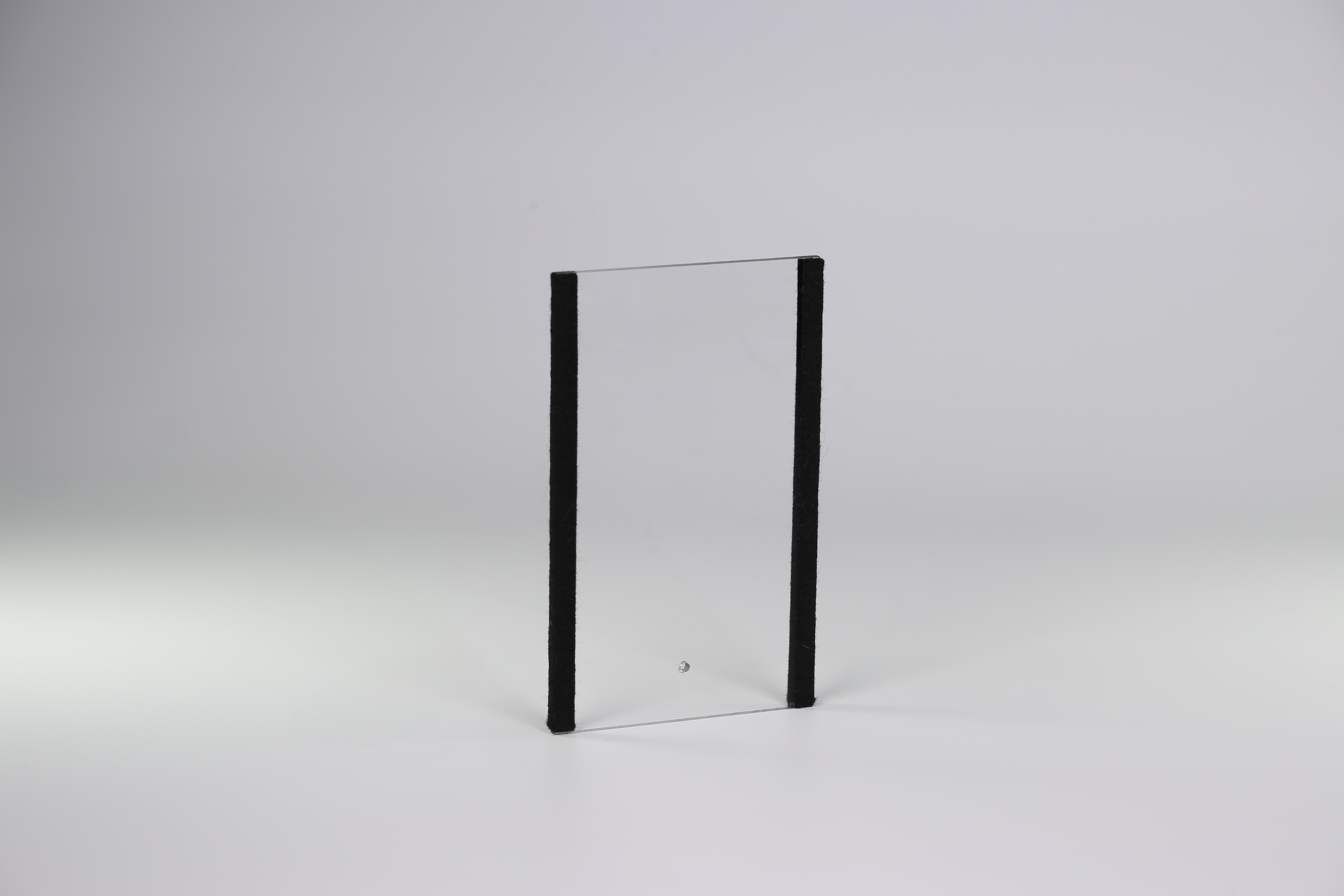 Einfache Wand transparent mit Bohrung Einfache Wand transparent mit Bohrung