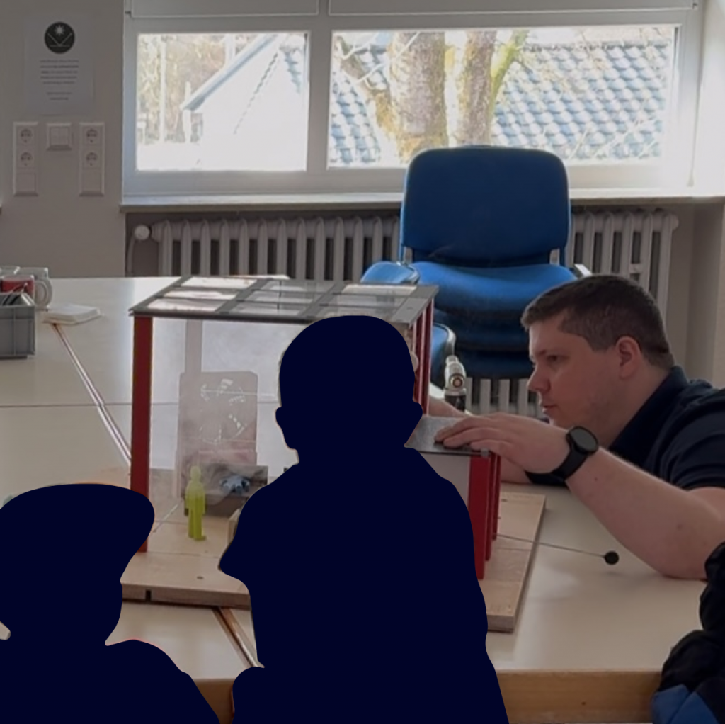 Taktik-Trainer in der Branschutzerziehung