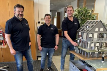 Auslieferung eines Taktik-Trainers