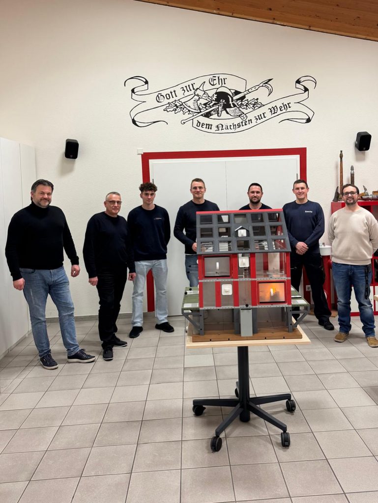 Auslieferung Feuerwehr Forst (Baden)