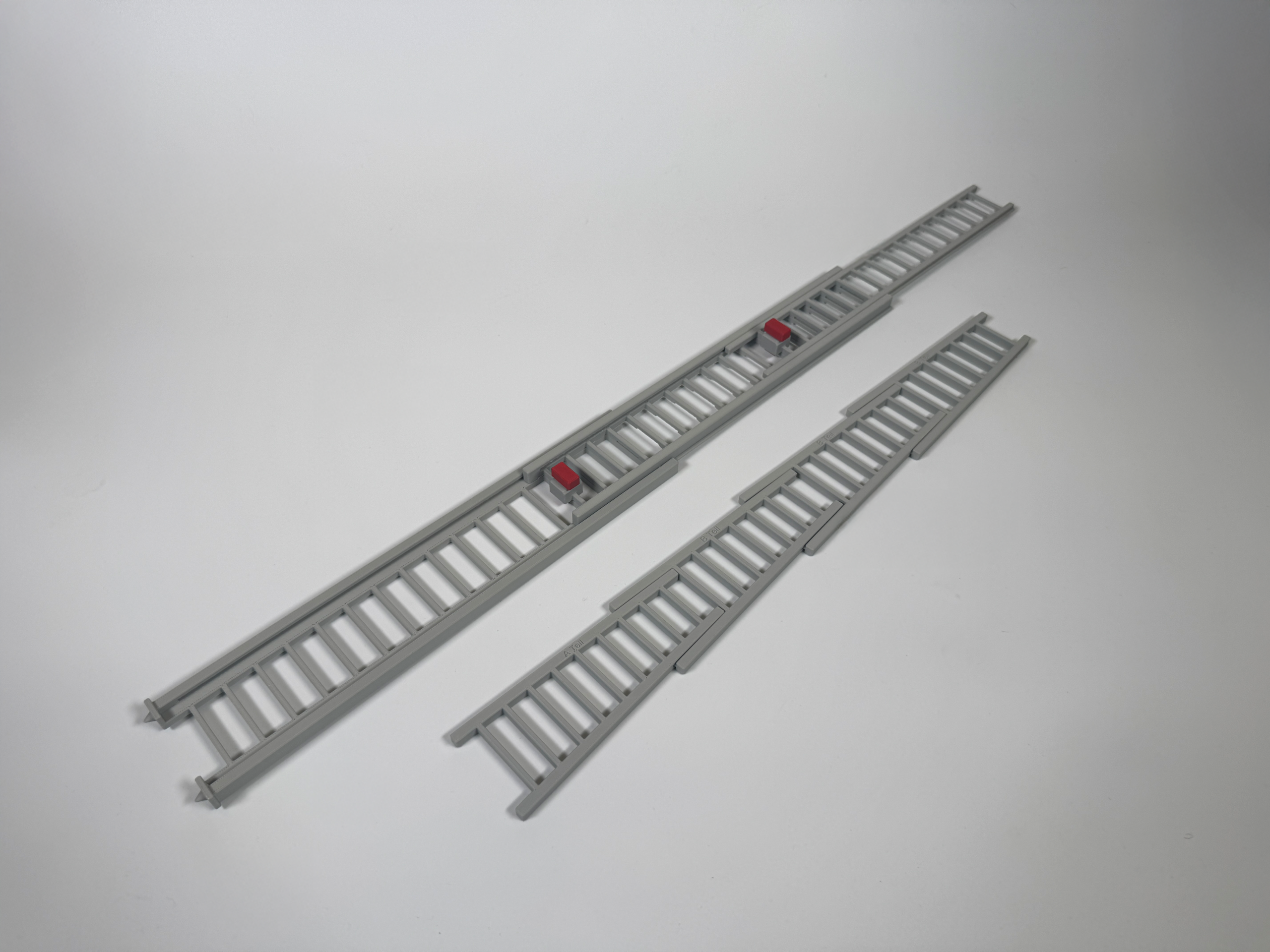 Schiebleiter und Steckleiter