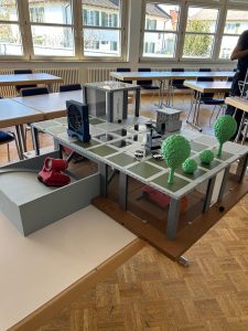 Taktik-Trainer-Übergabe an die Feuerwehr Friedrichshafen