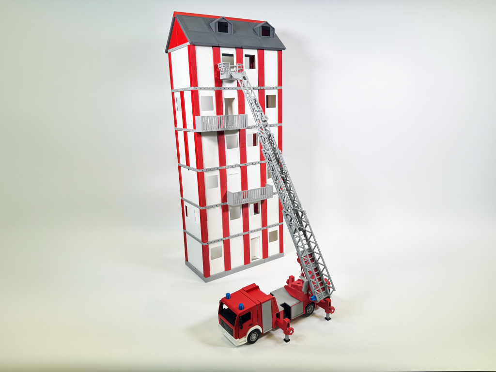 Building facade for the Aerial Ladder Trainer